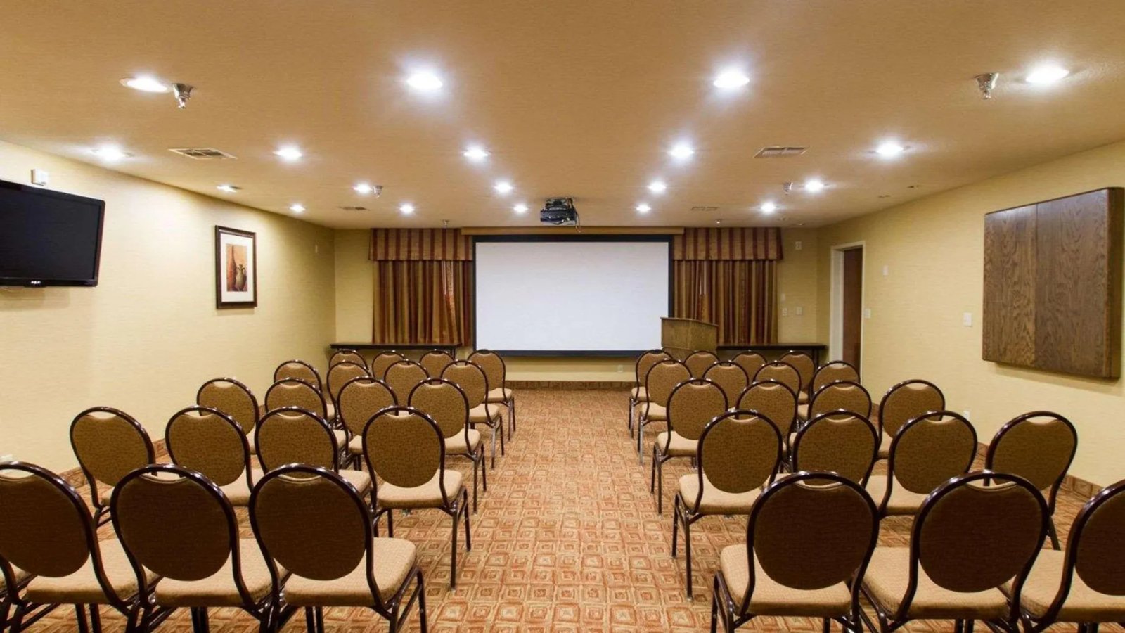 Comfort Suites Phoenix Airport Tempe