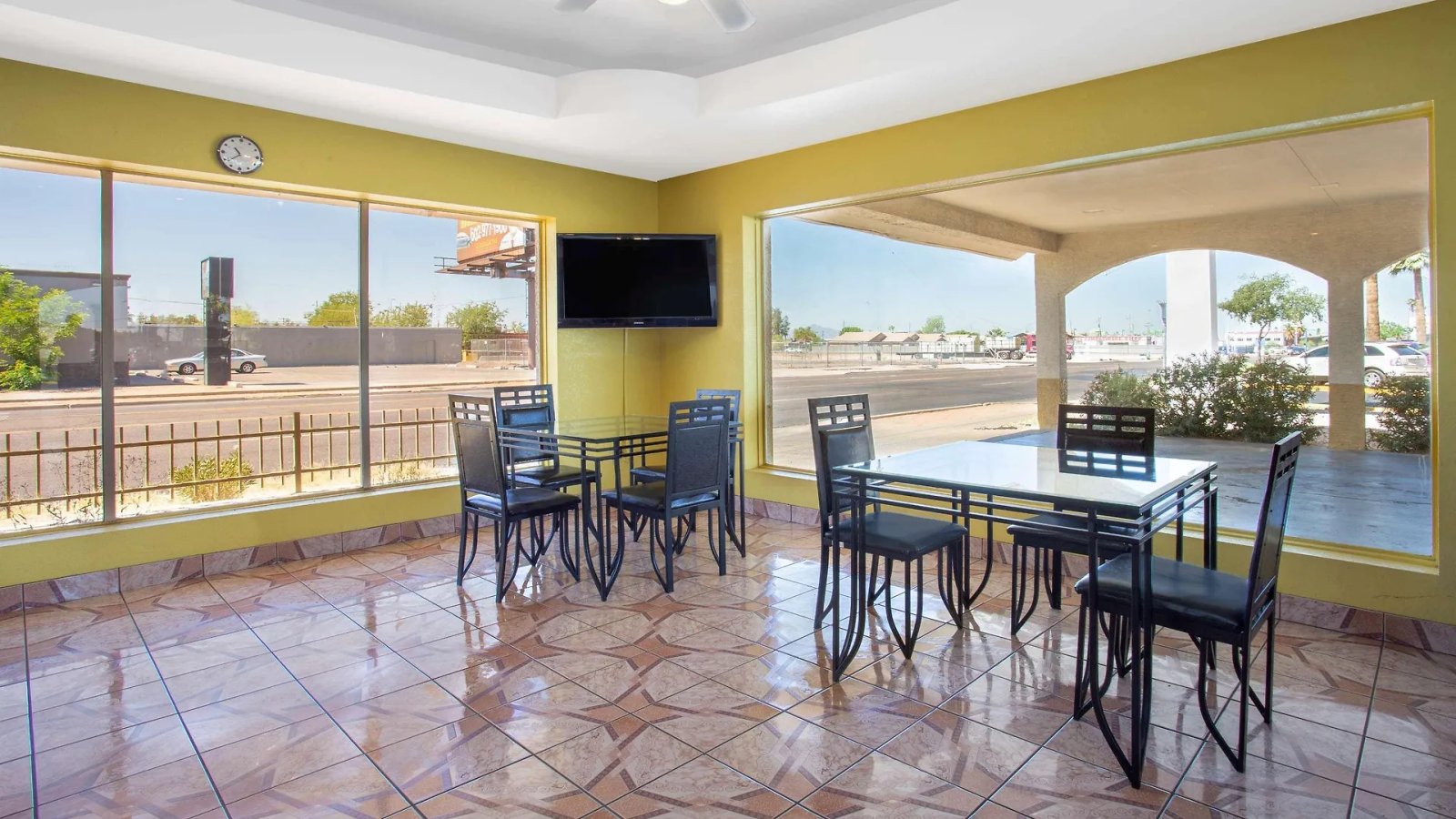 Hotel Days Inn By Wyndham Airport - Phoenix