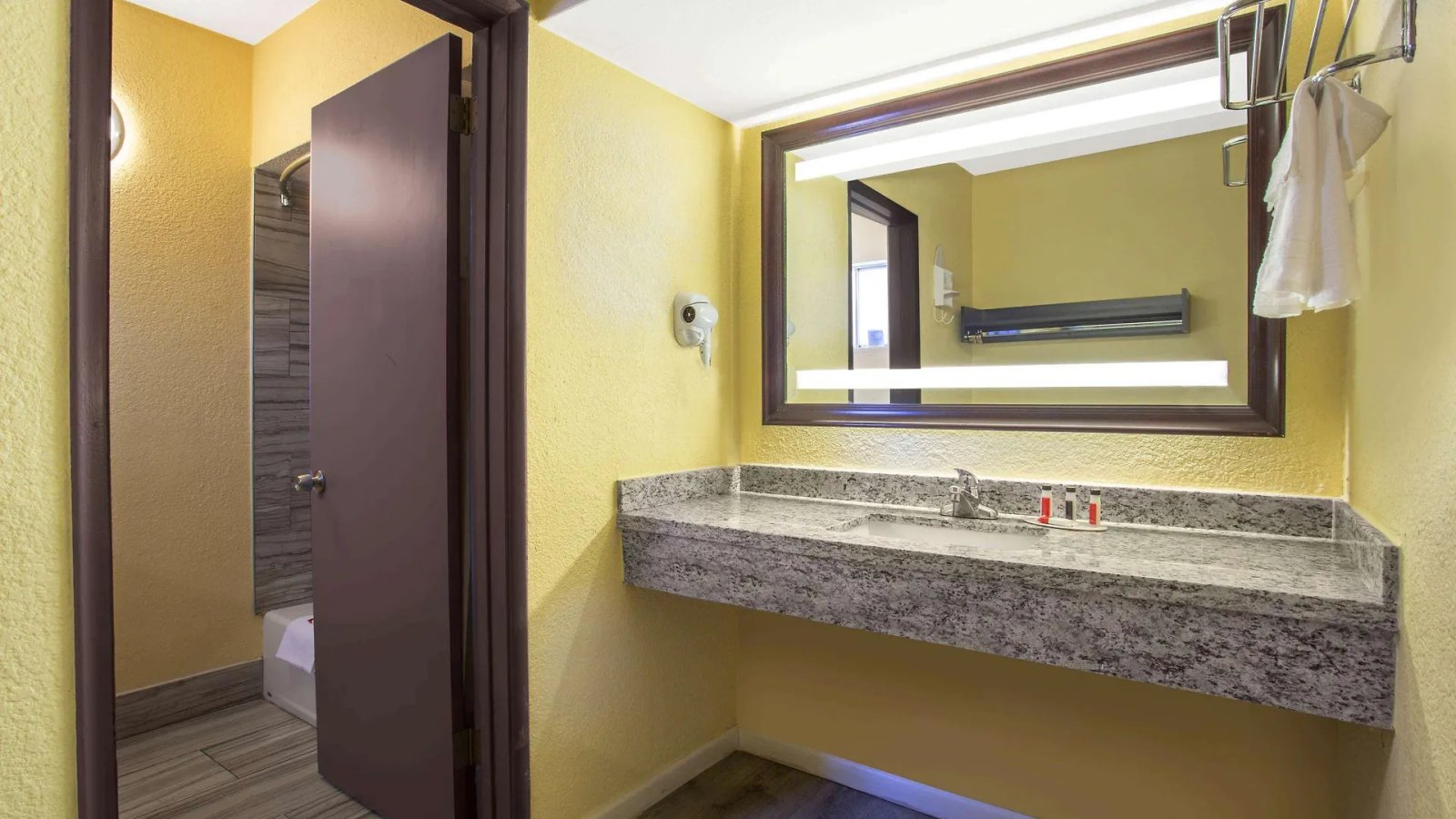 Days Inn By Wyndham Airport - Phoenix United States