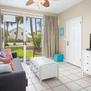Nantucket Rainbow Cottages 20b Studio Holiday home Destin
