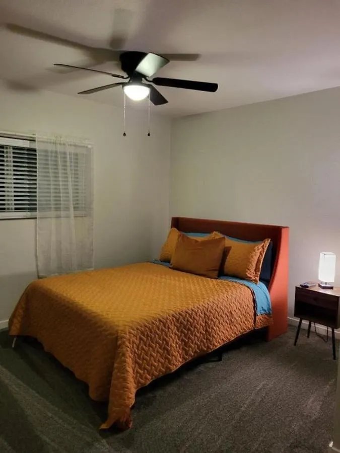 Hidden Gem In Phoenix Area 0*,