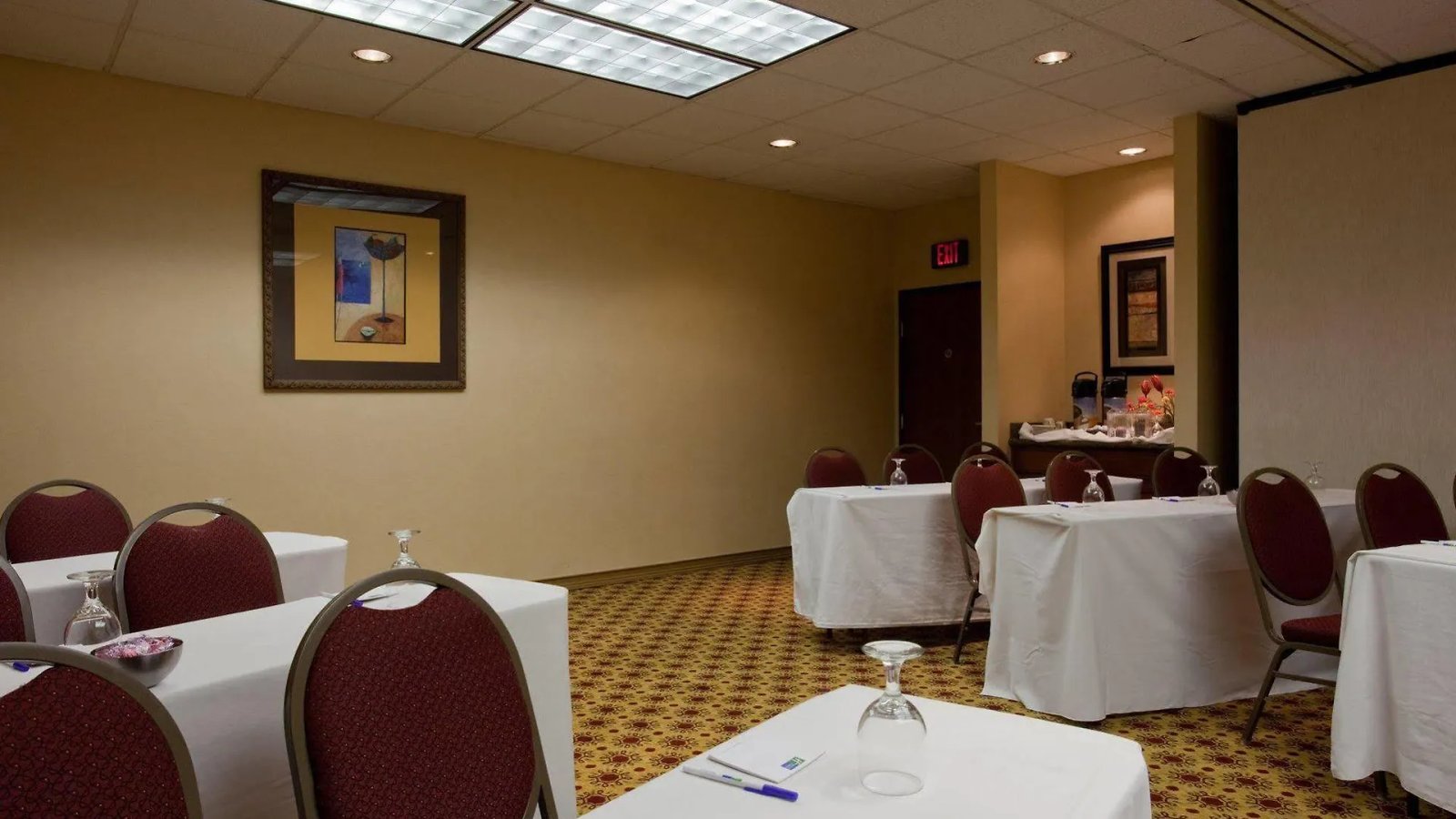 Holiday Inn Express Phoenix-Airport/University Drive, An Ihg Hotel