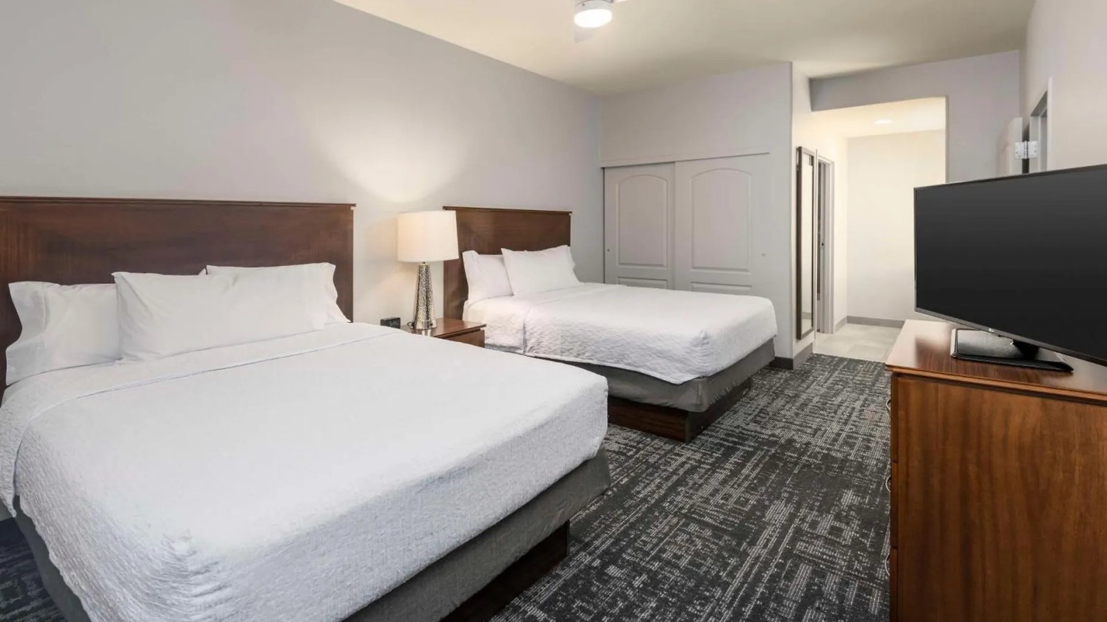 Homewood Suites By Hilton Phoenix North-Happy Valley 3*,
