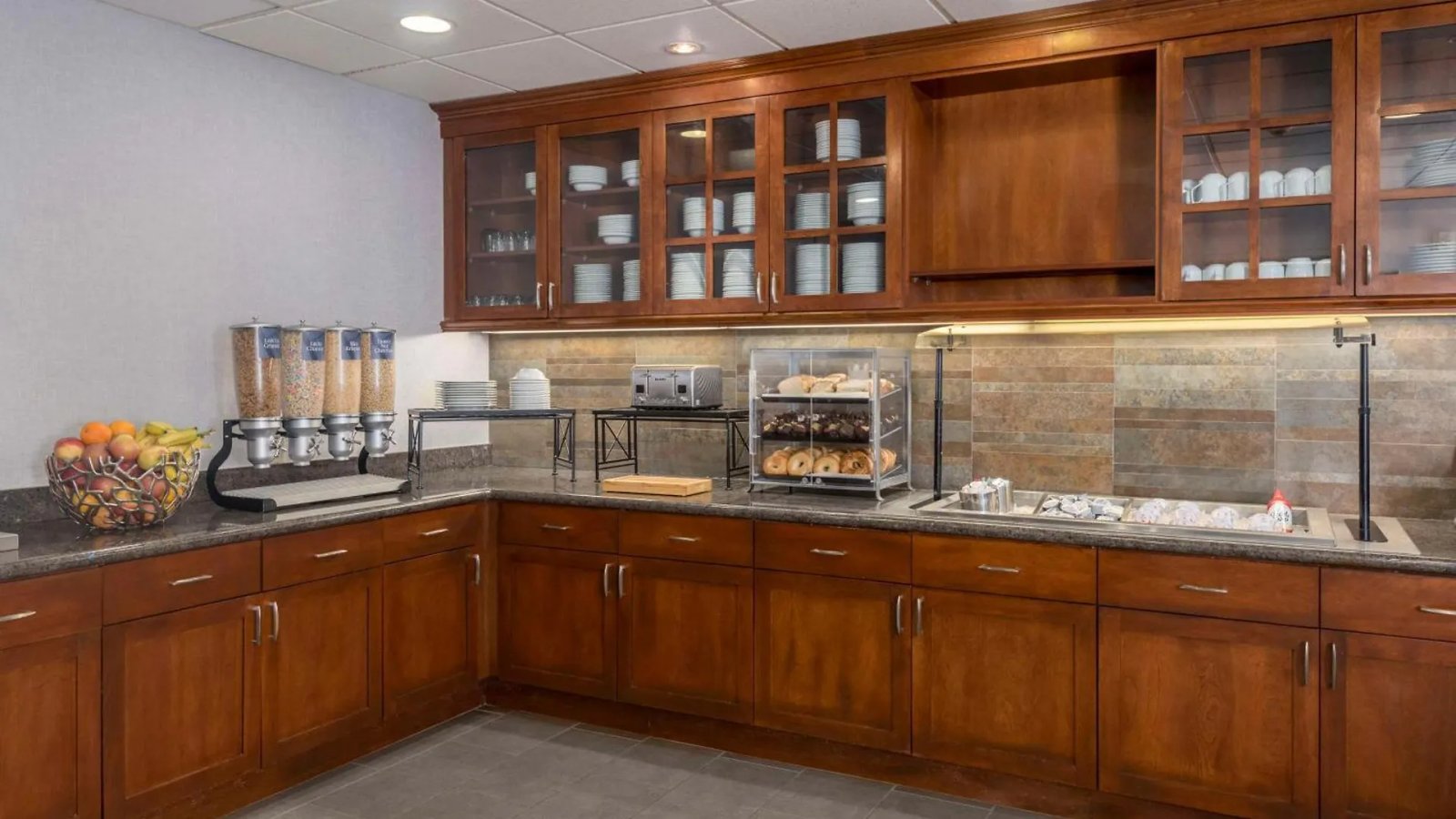 Homewood Suites By Hilton Phoenix North-Happy Valley 3*,