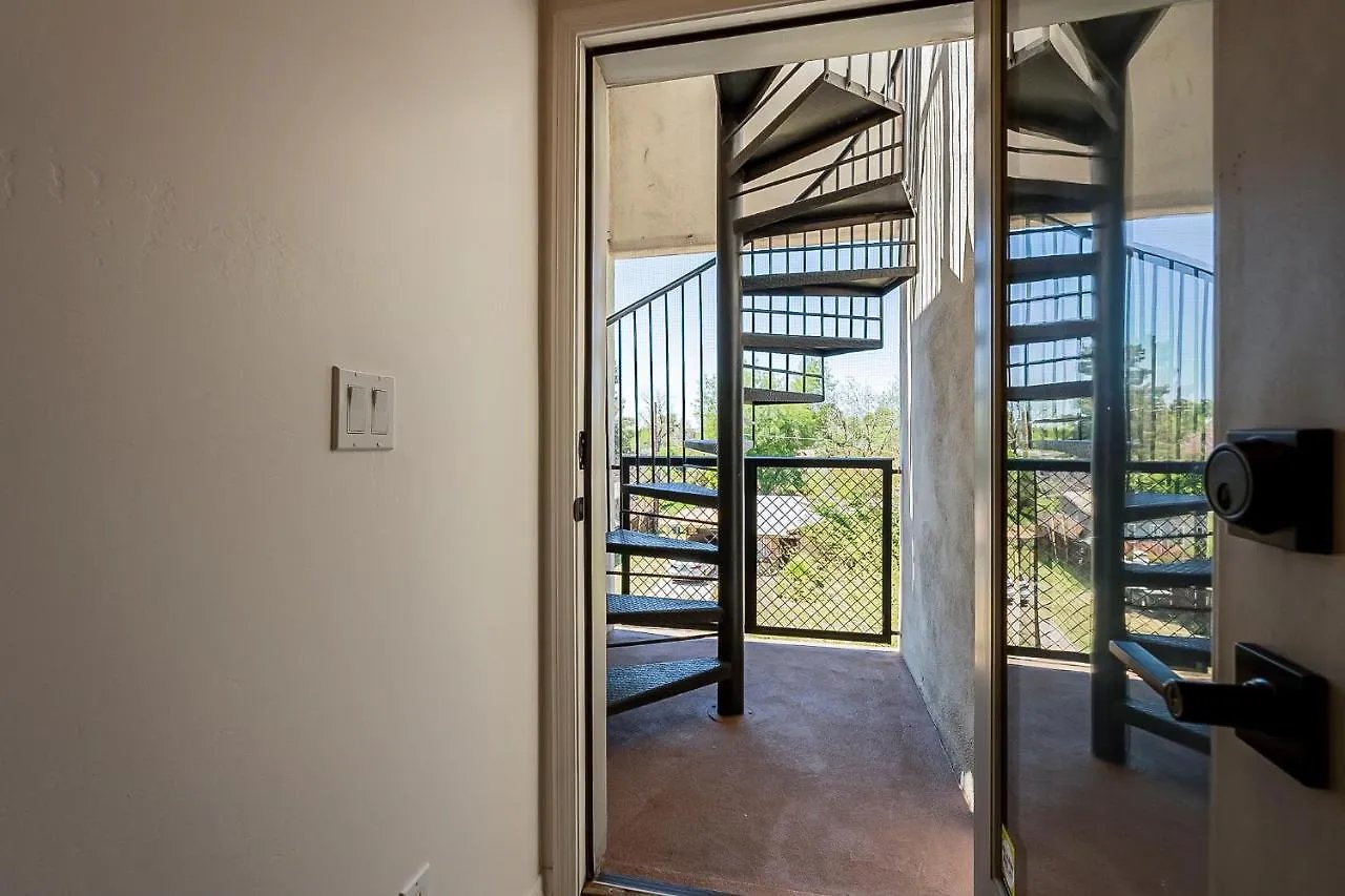 Modern 3 Bed - 3 Bath Townhouse W/ Rooftop Deck Villa Phoenix 0*,