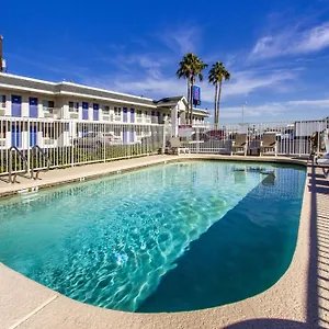 2* Hotel 6-phoenix, Az - Airport - 24th Street