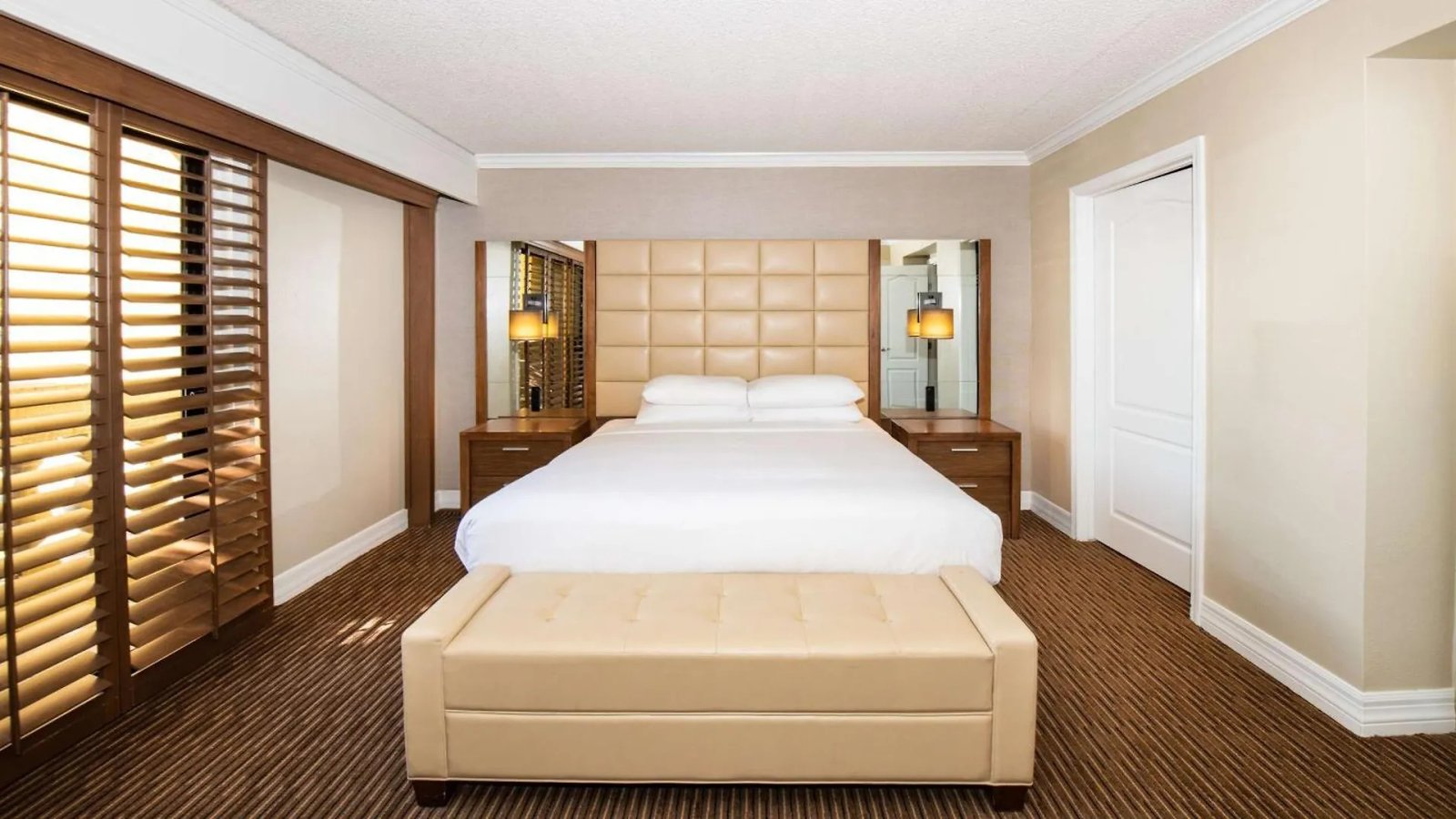 Hilton Phoenix Resort At The Peak 4*,  United States