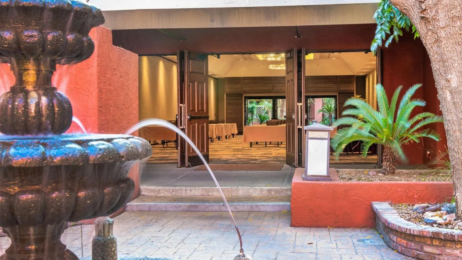 ****  Hilton Phoenix Resort At The Peak United States