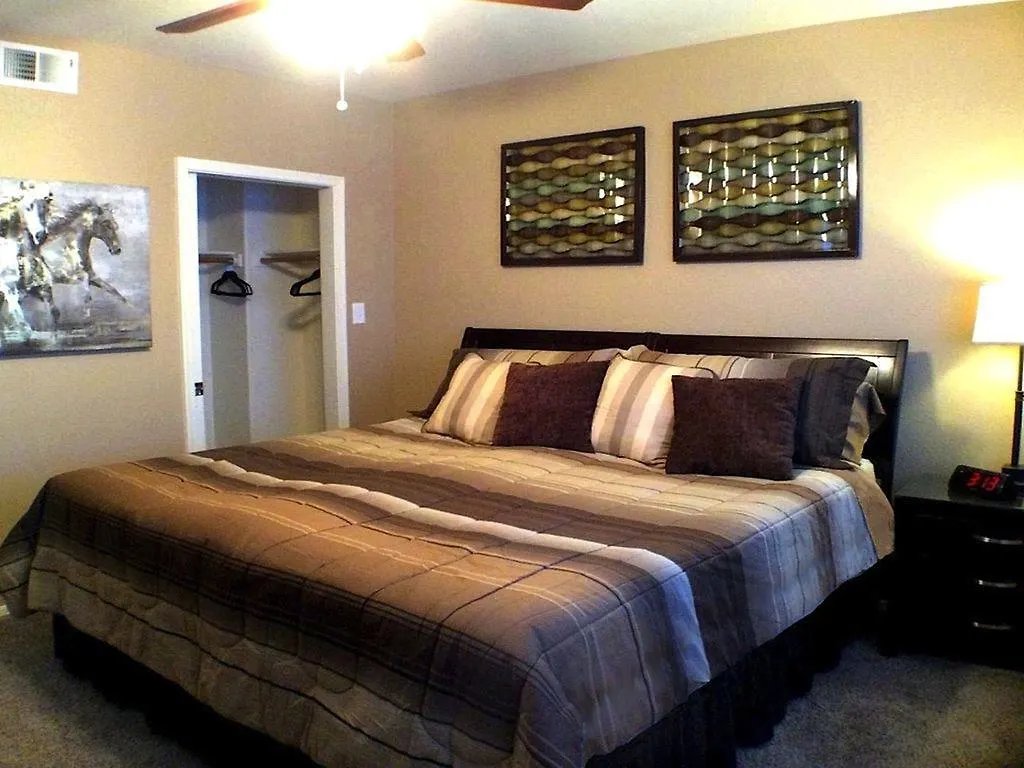 Poolside Condo To 1 Of 3 Resort Pool-Spa Complexes, All Heated & Open 24/7/365! Phoenix
