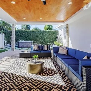 New 5 Bed W/hot Tub Close To Universal Sleeps 12 Los Angeles