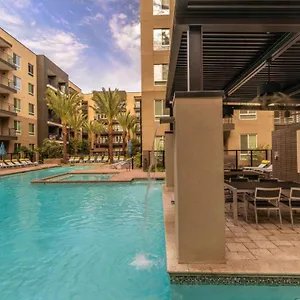 Frontdesk Old Town Apts Scottsdale