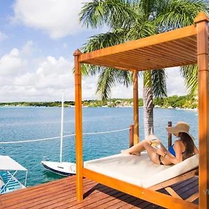 https://hotel-villa-esmeralda.quintano-roohotels.com
