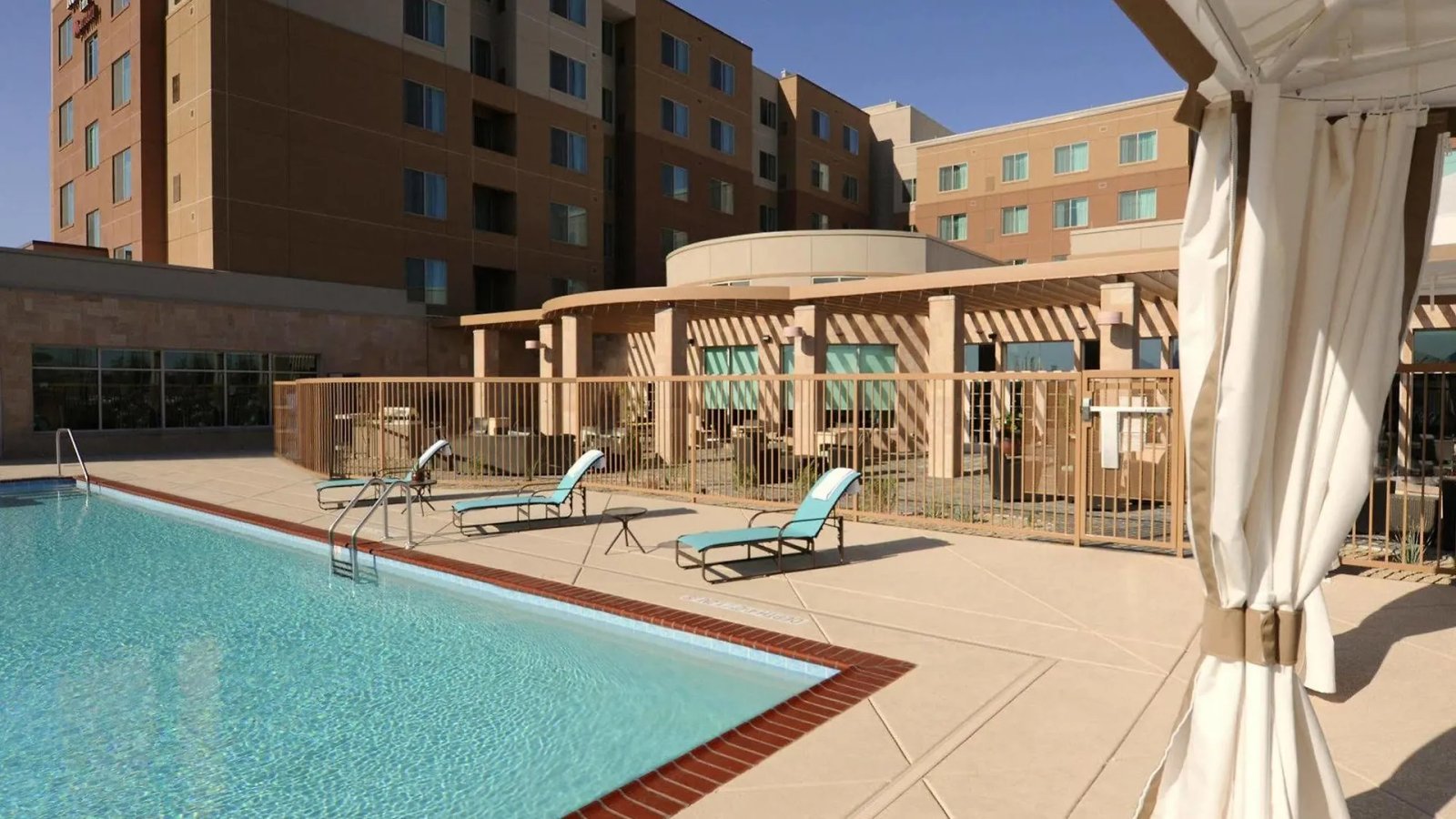 Residence Inn Phoenix Desert View At Mayo Clinic 3*,