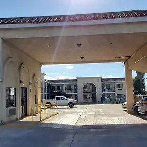 Motel National **