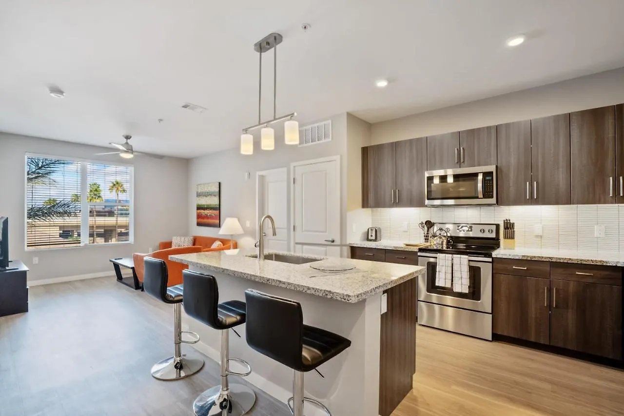 Stay Gia Modern 2Br Apartment With Swimming Pool Phoenix United States