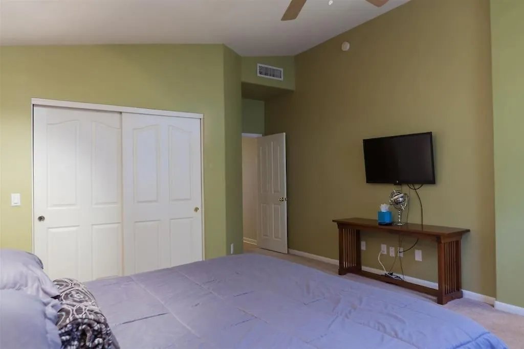 Quiet Desert Getaway With Ping-Pong, Bbq, Citrus Phoenix Holiday home