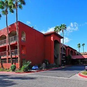 A Victory & - North Hotel