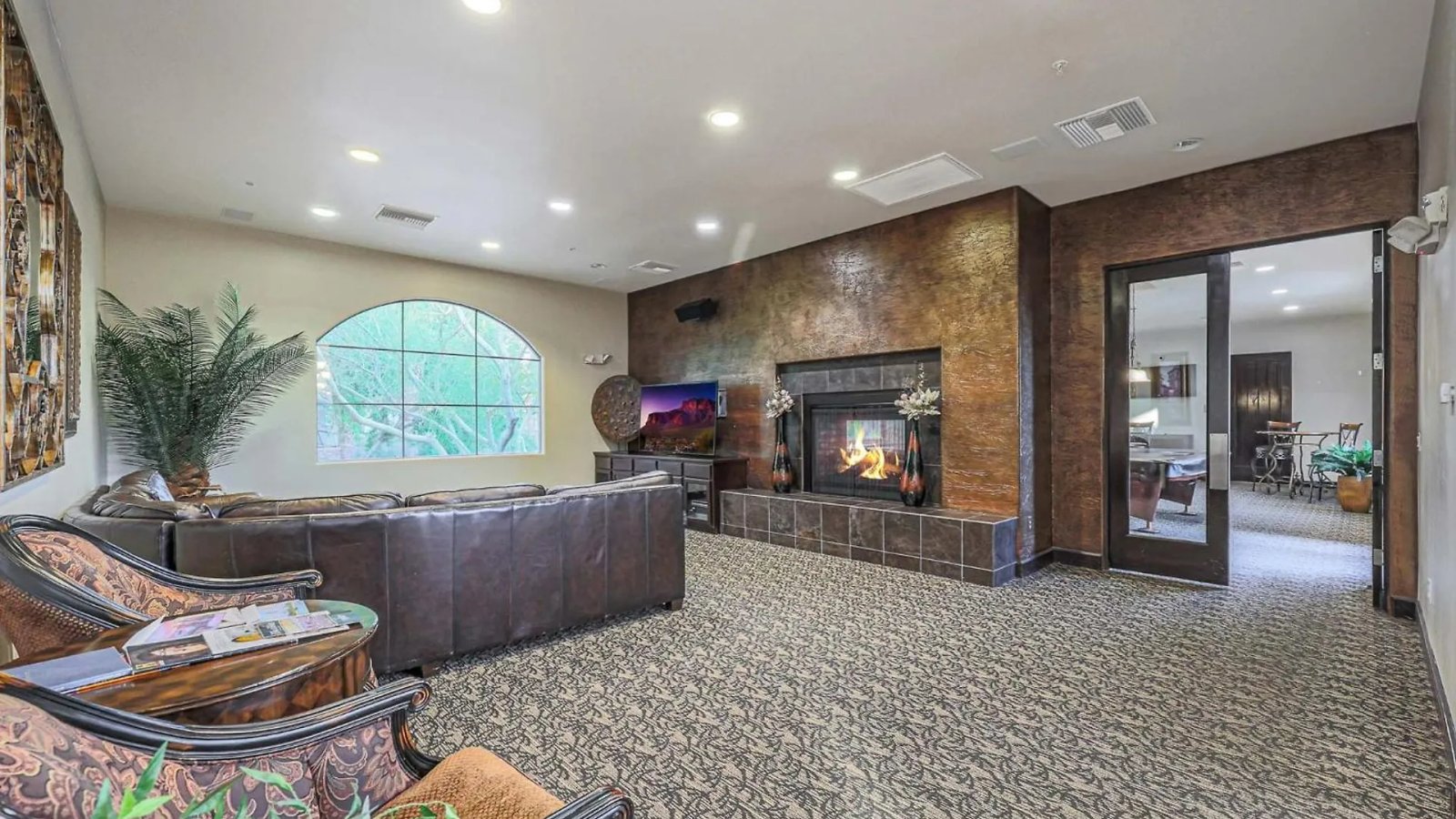 Villa Toscana Condo Phoenix Apartment