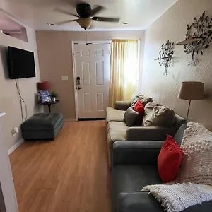 Apartment U3 - Comfortable 1 Bedroom & 1 Ba Apt In Dt Phx With Pkg, Phoenix